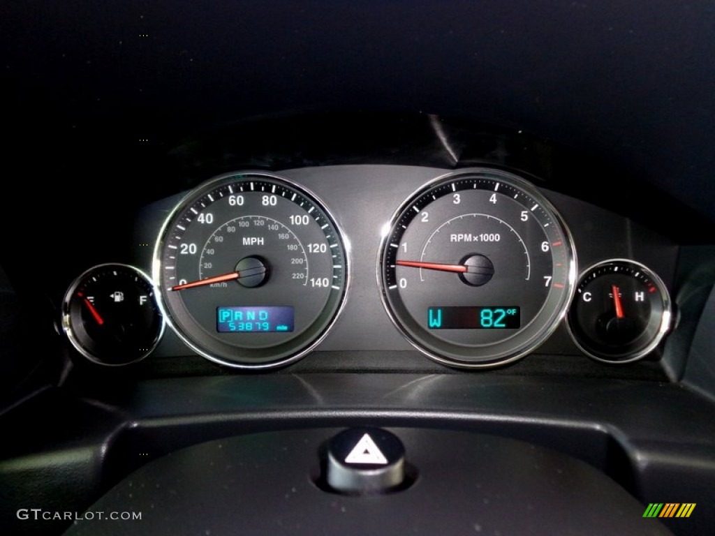 2007 Jeep Commander Sport 4x4 Gauges Photo #88825048