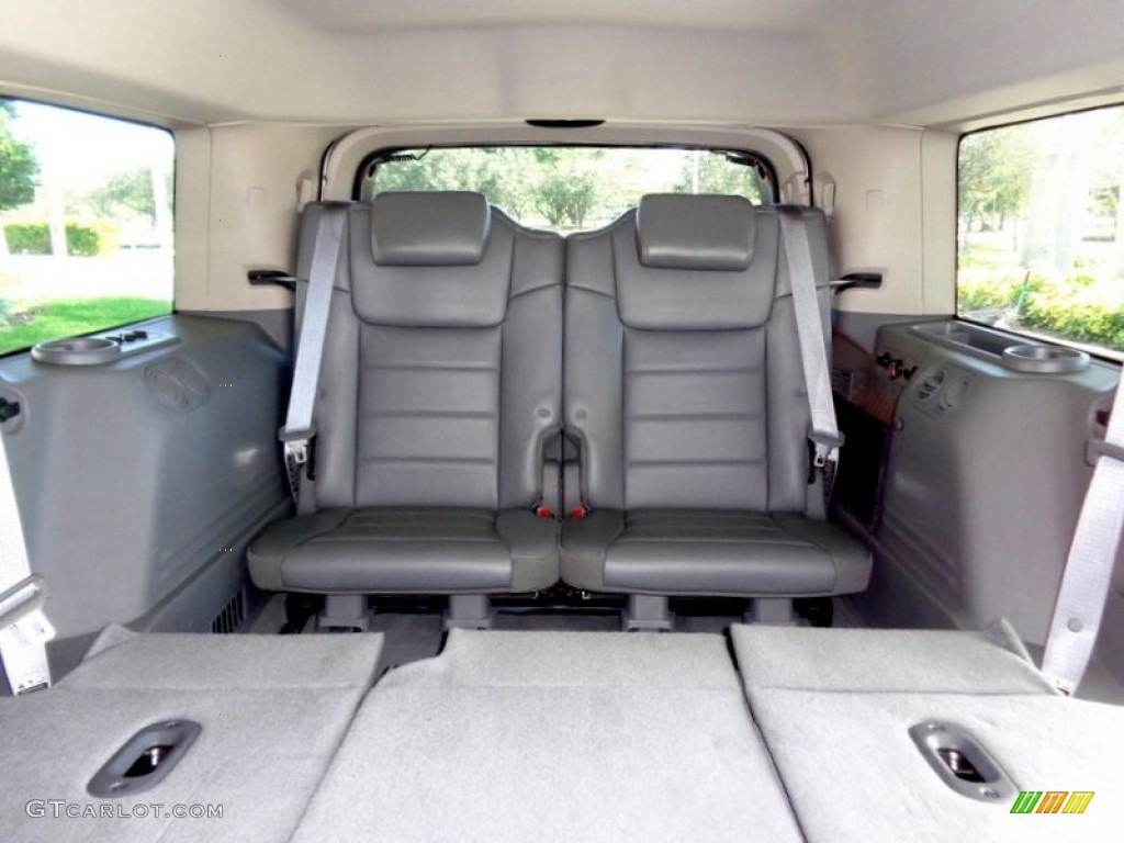 2007 Jeep Commander Sport 4x4 Rear Seat Photo #88825198