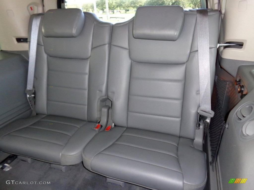 2007 Jeep Commander Sport 4x4 Rear Seat Photos