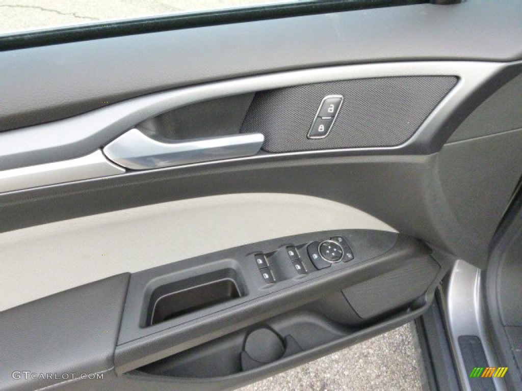 2014 Fusion S - Sterling Gray / Earth Gray photo #15