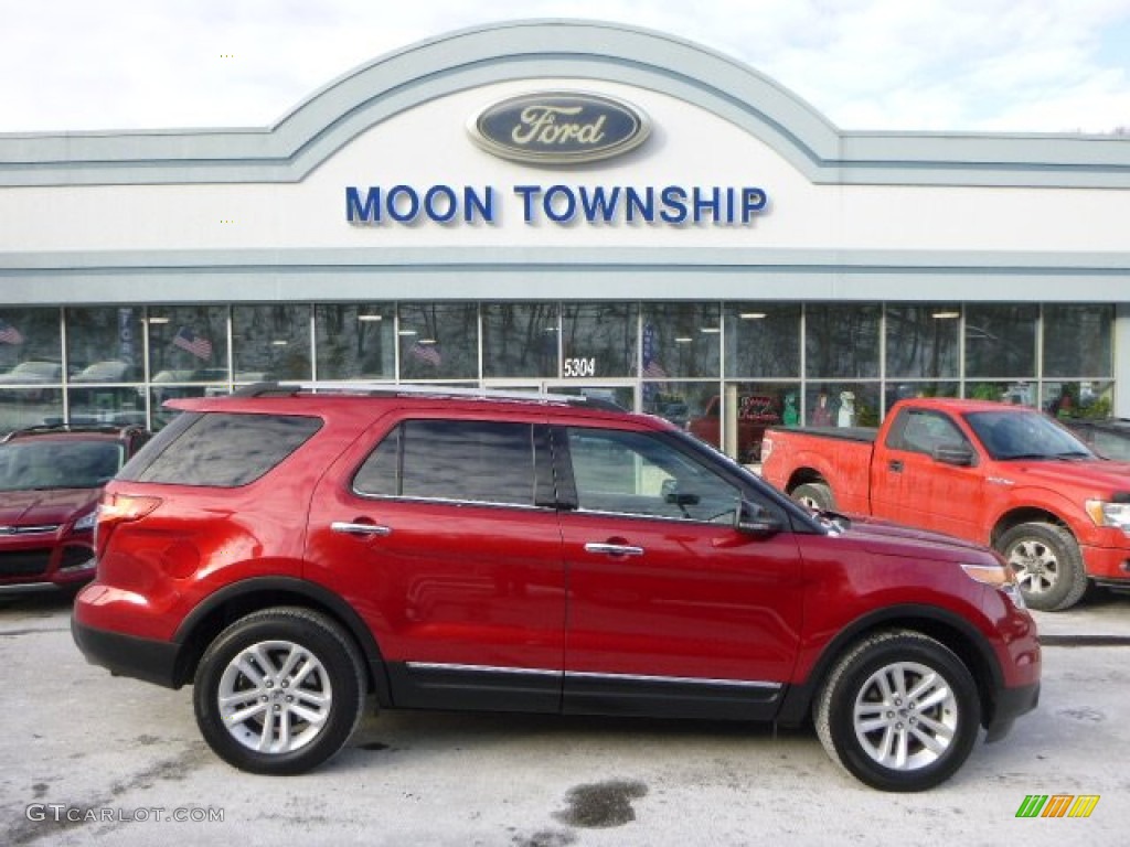 2011 Explorer XLT 4WD - Red Candy Metallic / Charcoal Black photo #1