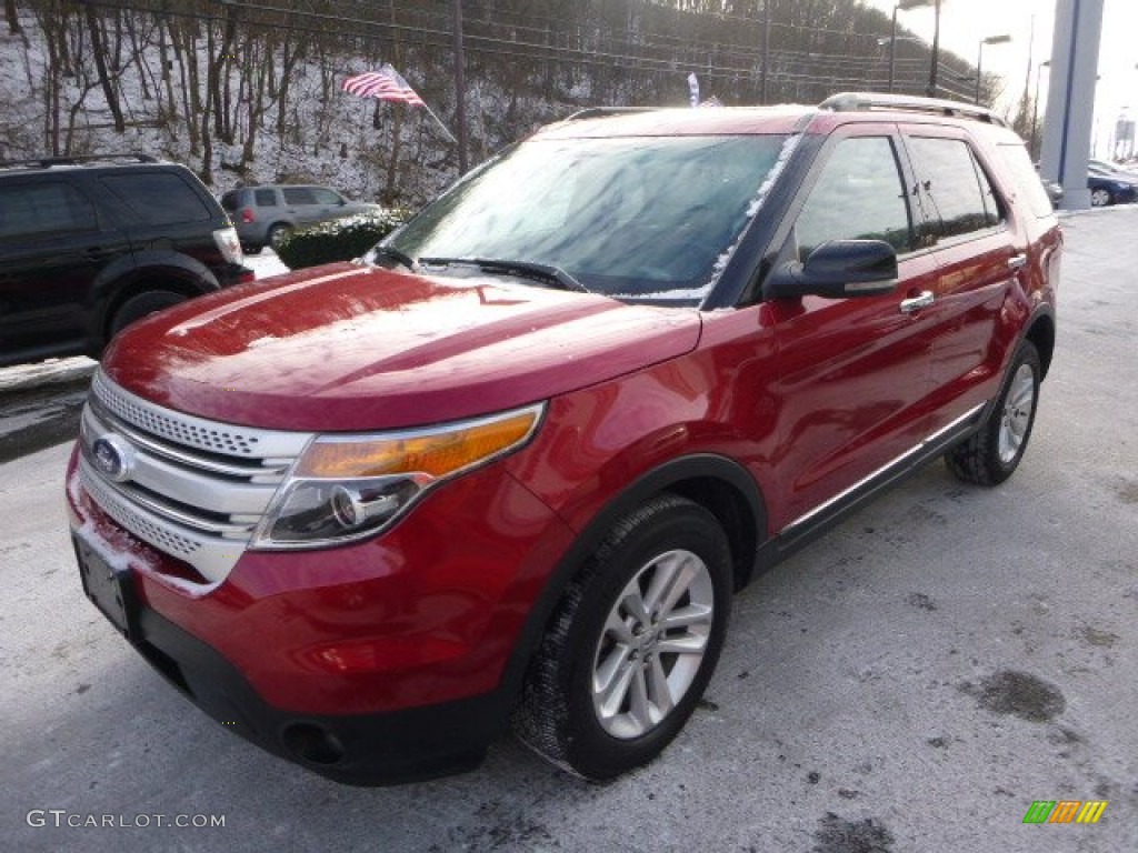2011 Explorer XLT 4WD - Red Candy Metallic / Charcoal Black photo #6