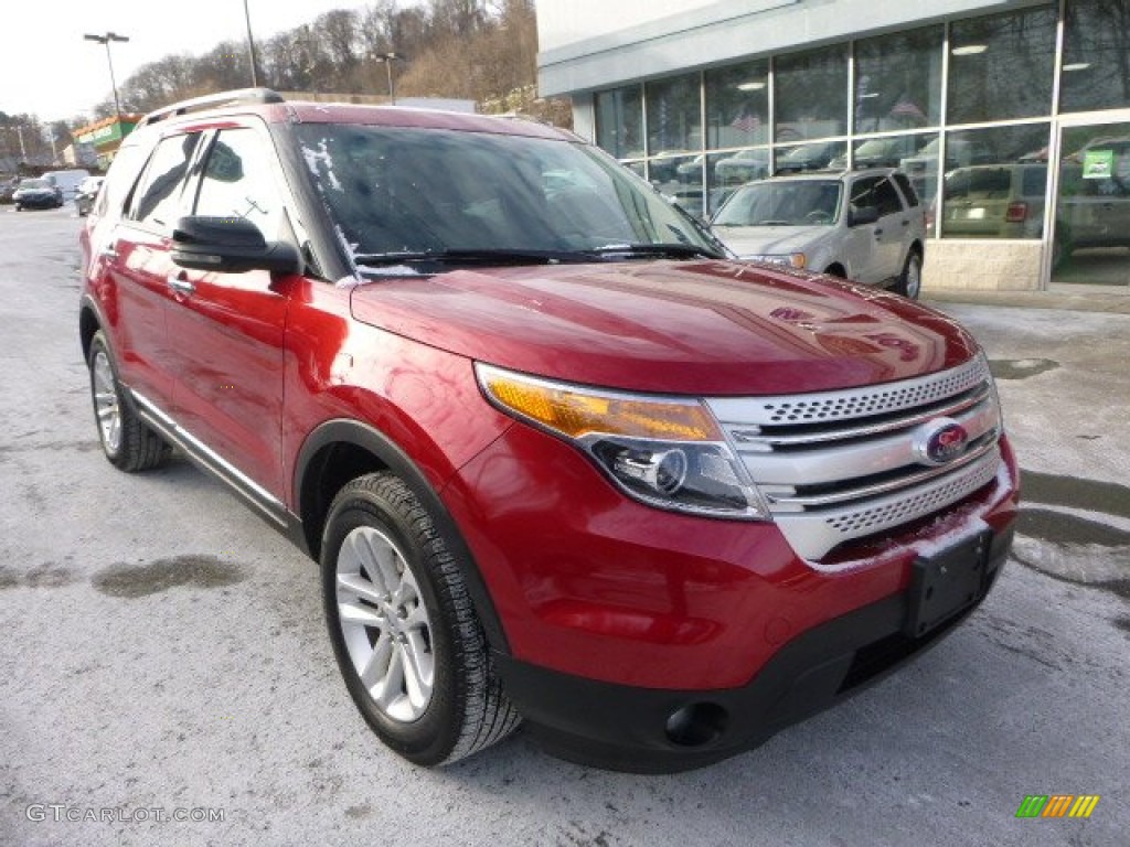 2011 Explorer XLT 4WD - Red Candy Metallic / Charcoal Black photo #8
