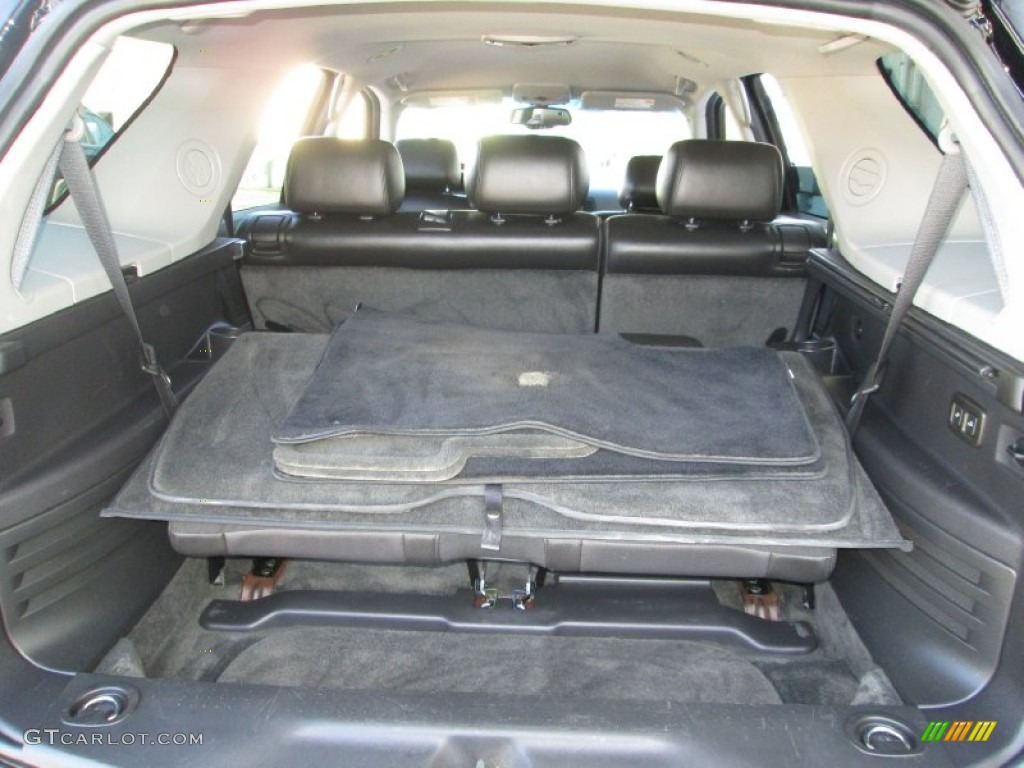 2004 Cadillac SRX V6 AWD Trunk Photos
