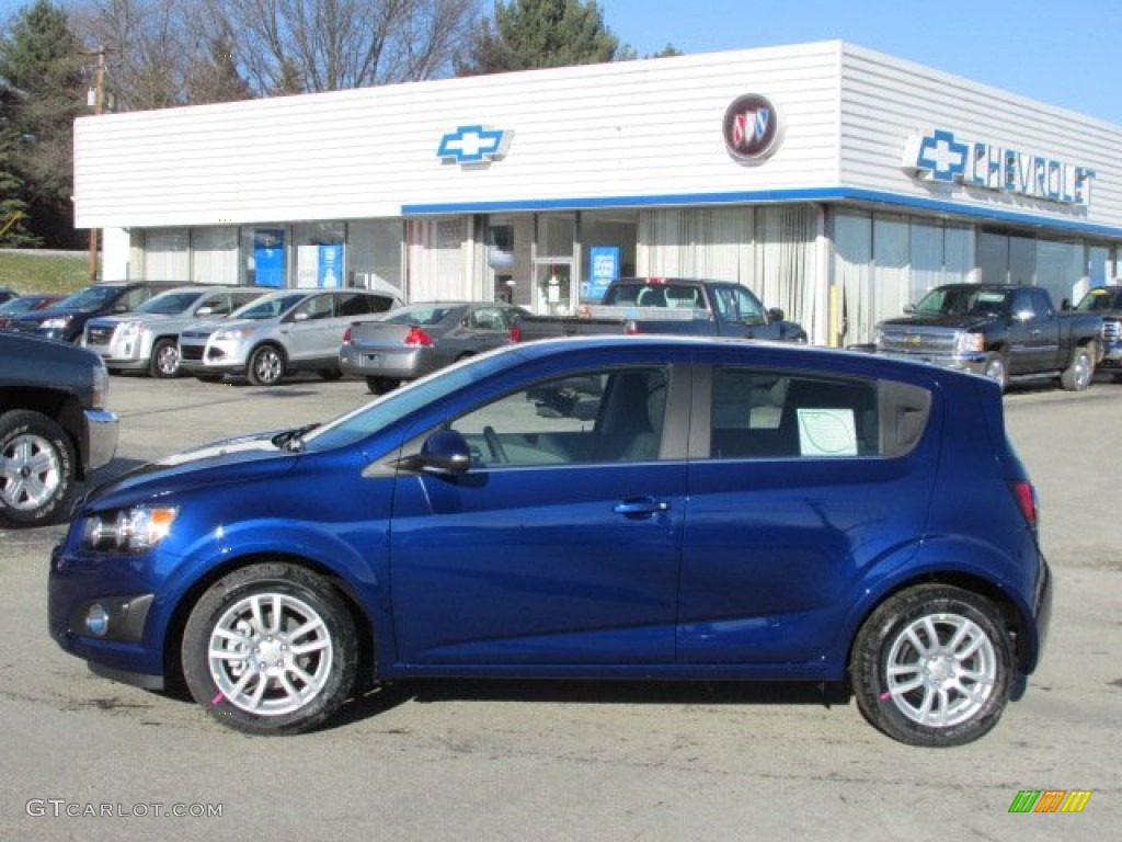 Blue Topaz Metallic 2014 Chevrolet Sonic LT Hatchback Exterior Photo #88829995