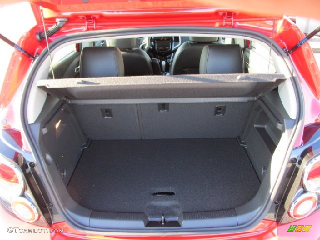 2014 Chevrolet Sonic RS Hatchback Trunk Photo #88830805