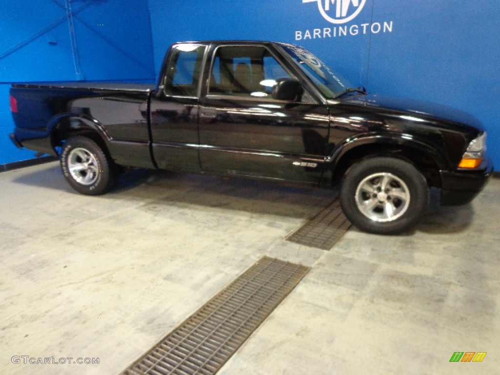 2001 S10 LS Extended Cab - Onyx Black / Graphite photo #11