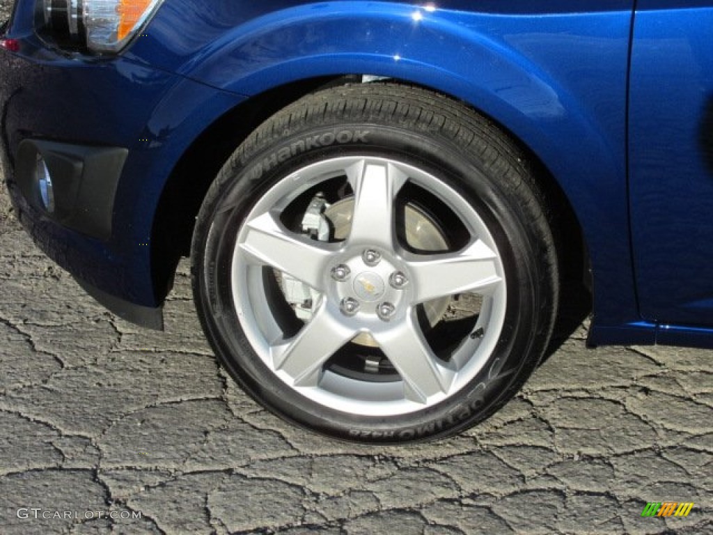 2014 Chevrolet Sonic LTZ Hatchback Wheel Photo #88830922