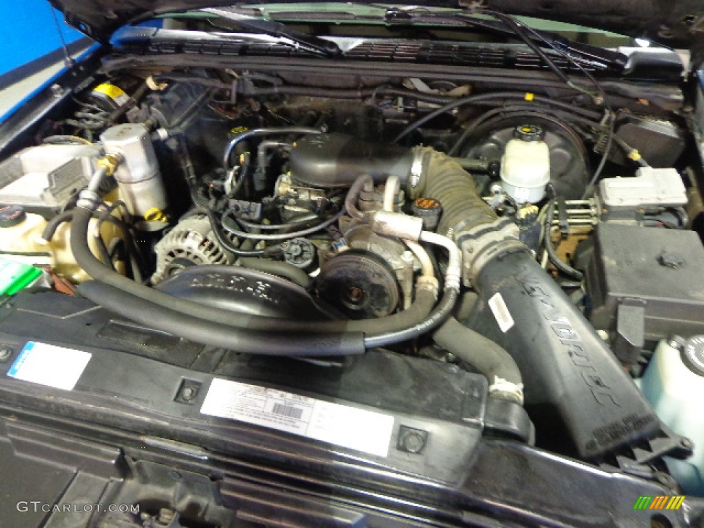 2001 S10 LS Extended Cab - Onyx Black / Graphite photo #12
