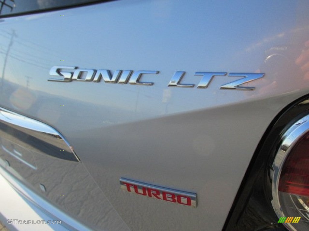 2014 Sonic LTZ Hatchback - Silver Ice Metallic / Jet Black/Dark Titanium photo #8