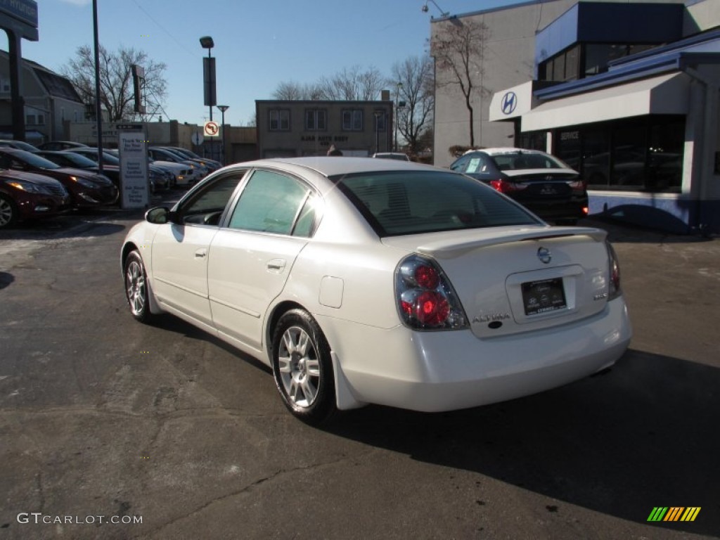2003 Altima 2.5 SL - Cloud White / Blond photo #5