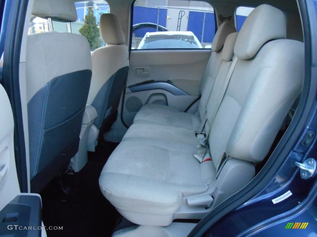 2007 Outlander LS 4WD - Deep Blue Metallic / Beige photo #17