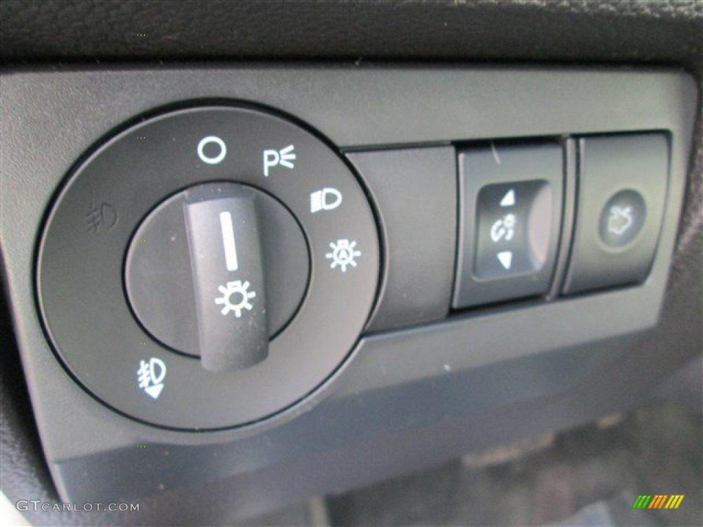 2010 Fusion SEL - Brilliant Silver Metallic / Medium Light Stone photo #11