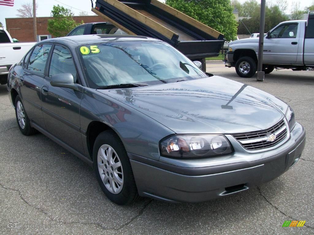 2005 Impala  - Medium Gray Metallic / Medium Gray photo #8
