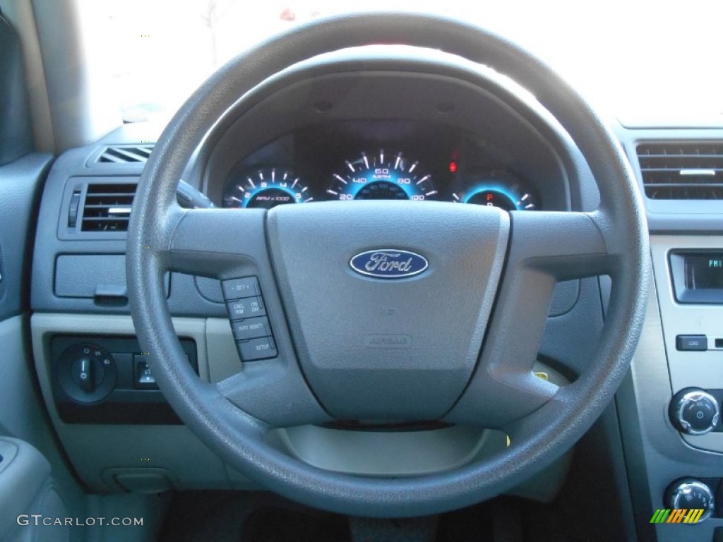 2010 Fusion S - Brilliant Silver Metallic / Medium Light Stone photo #21