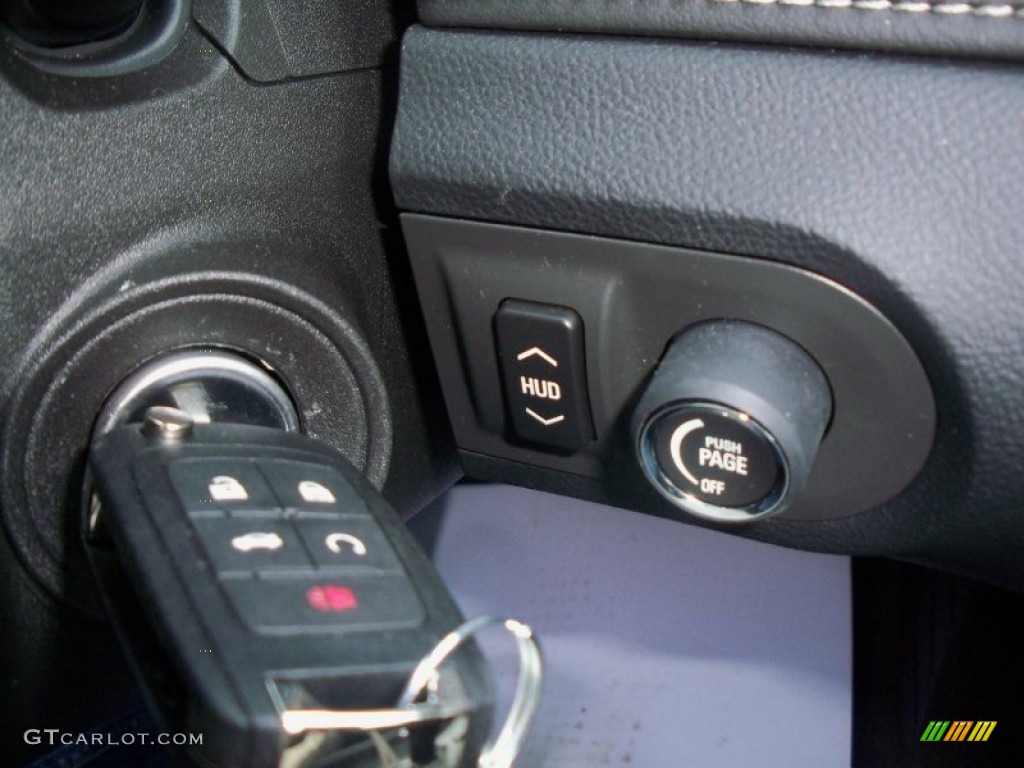 2013 Chevrolet Camaro SS/RS Convertible Controls Photos