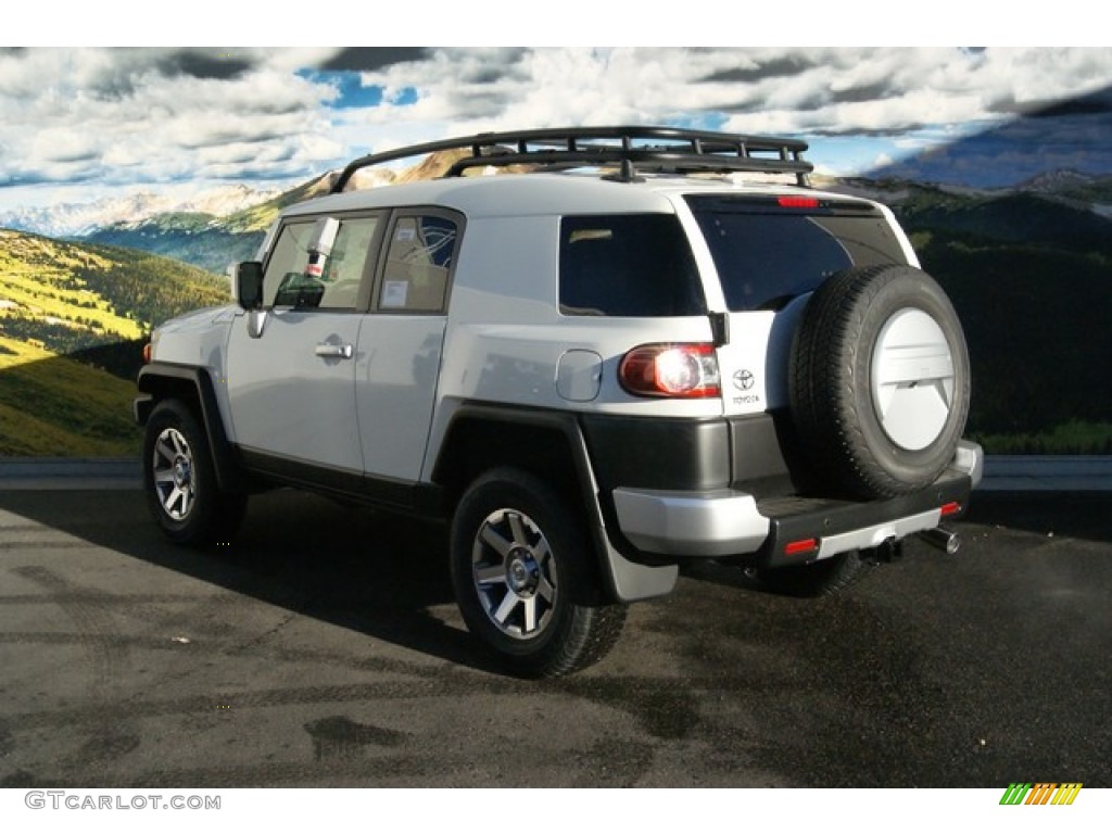 2014 FJ Cruiser 4WD - Iceberg White / Dark Charcoal photo #3