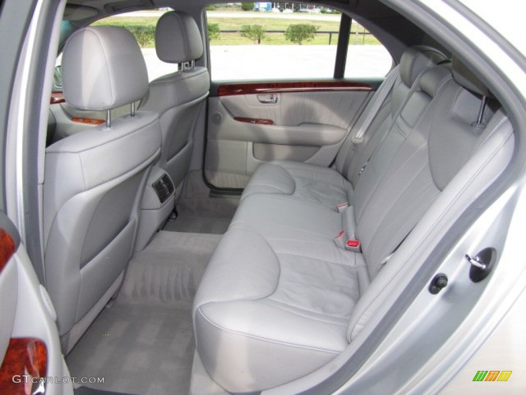 2004 Lexus LS 430 Rear Seat Photo #88842295