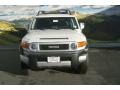 Iceberg White - FJ Cruiser 4WD Photo No. 2
