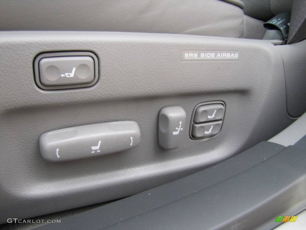 2004 Lexus LS 430 Controls Photo #88842980