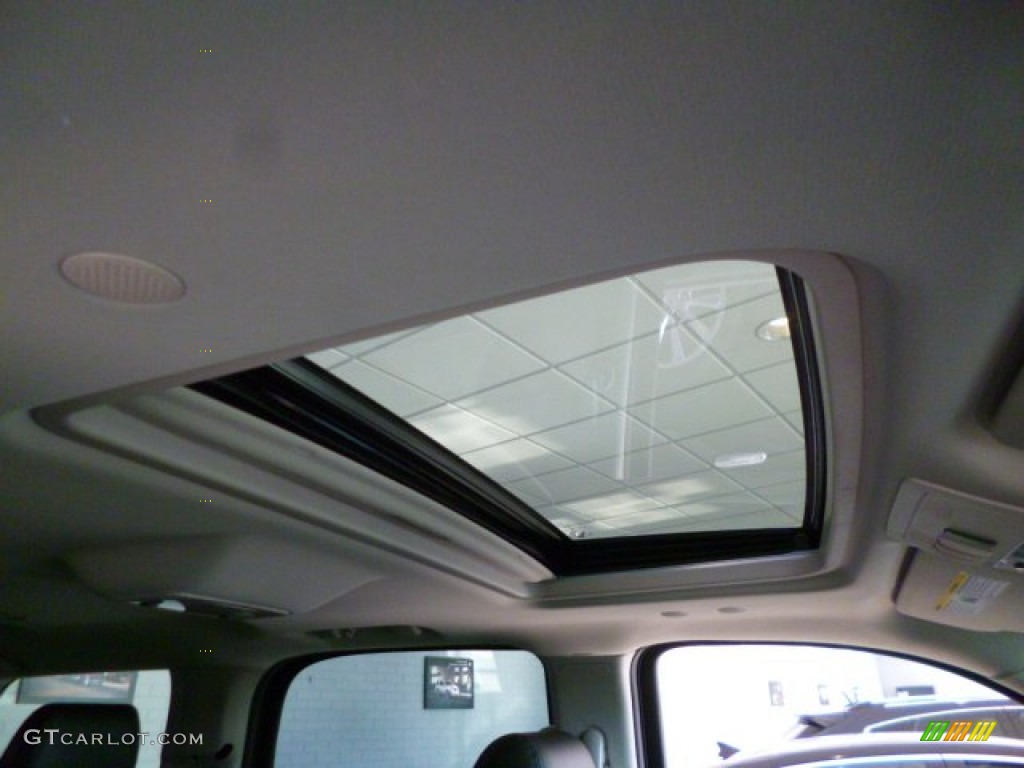 2014 Cadillac Escalade Luxury AWD Sunroof Photos