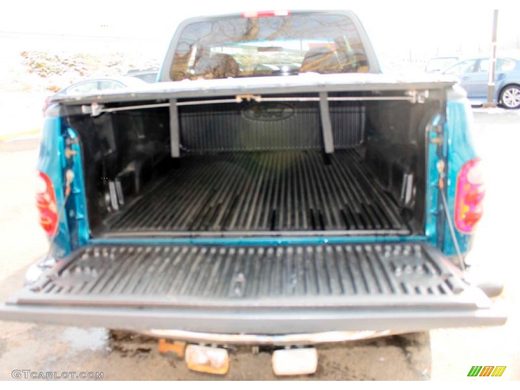 2000 F150 XLT Extended Cab 4x4 - Island Blue Metallic / Medium Graphite photo #10