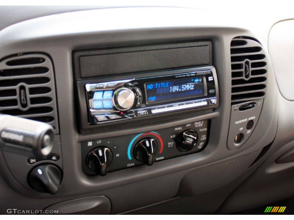 2000 F150 XLT Extended Cab 4x4 - Island Blue Metallic / Medium Graphite photo #13