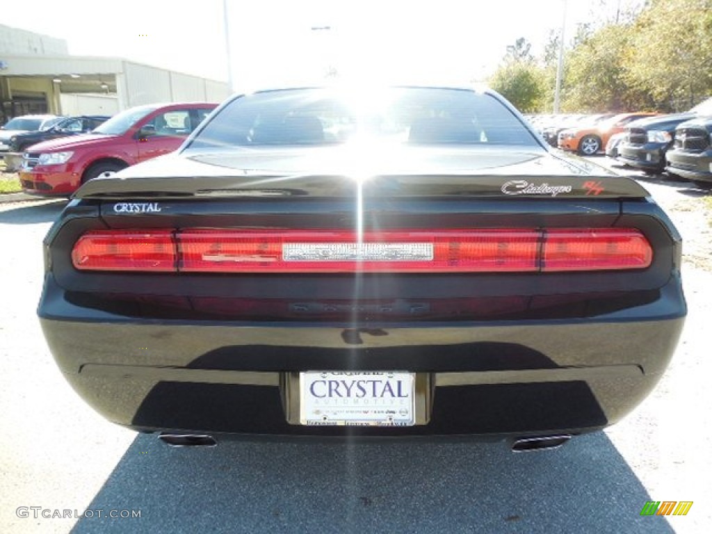 2011 Challenger R/T - Black / Dark Slate Gray photo #7