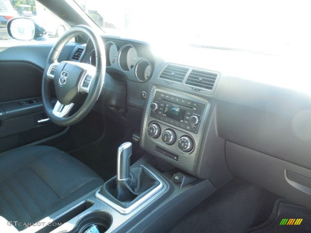 2011 Challenger R/T - Black / Dark Slate Gray photo #11