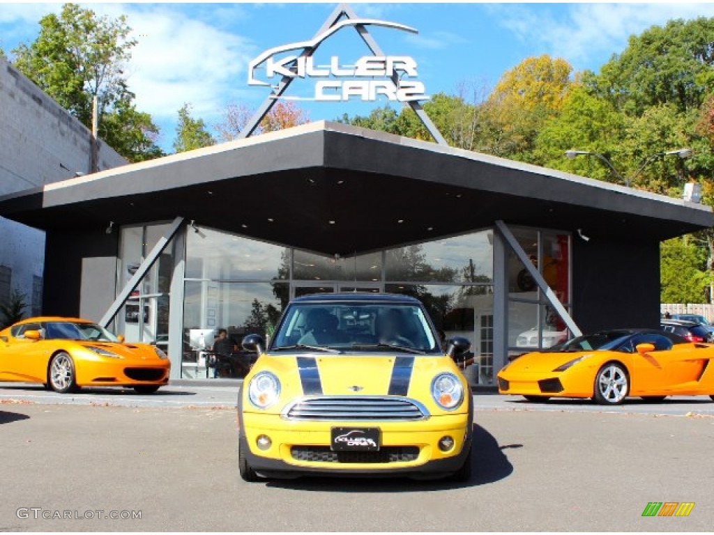 2007 Cooper Hardtop - Mellow Yellow / Carbon Black/Carbon Black photo #2