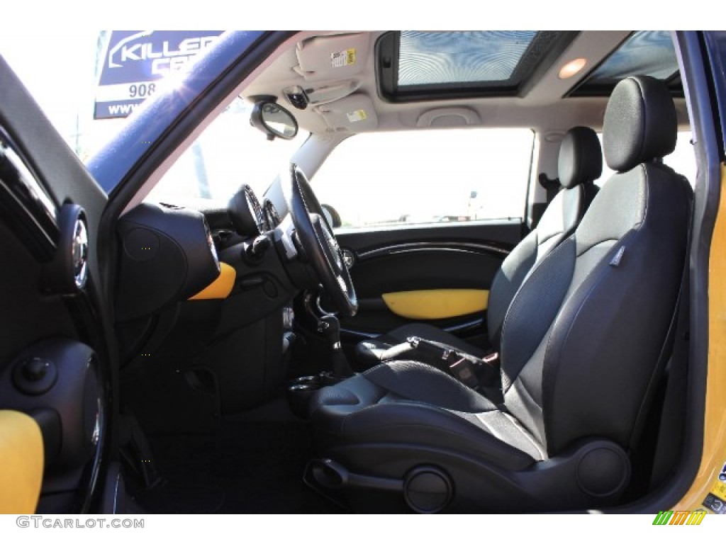2007 Cooper Hardtop - Mellow Yellow / Carbon Black/Carbon Black photo #14