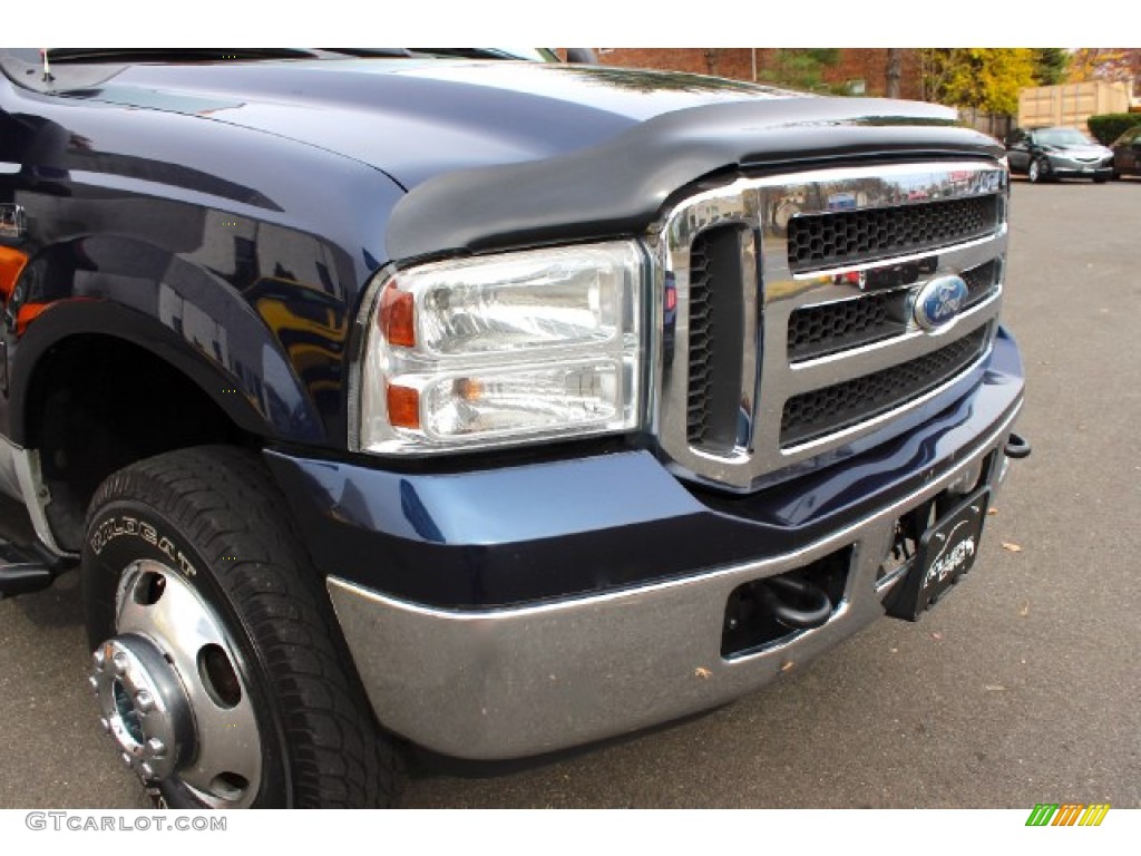 2005 F350 Super Duty XLT Crew Cab 4x4 Dually - True Blue Metallic / Medium Flint photo #28