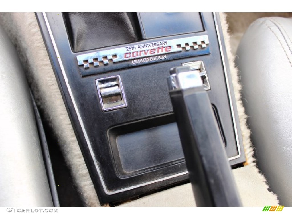 1978 Corvette Indianapolis 500 Pace Car - Silver/Black / Silver photo #17