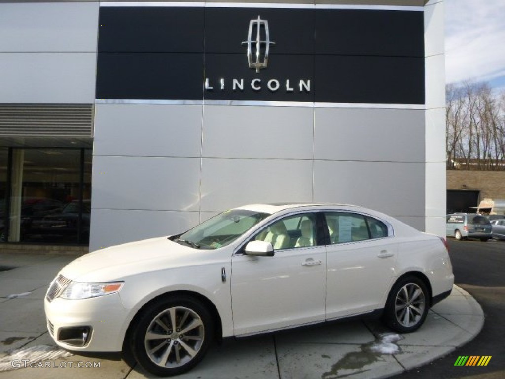 White Chocolate Tri-Coat 2009 Lincoln MKS AWD Sedan Exterior Photo #88852212