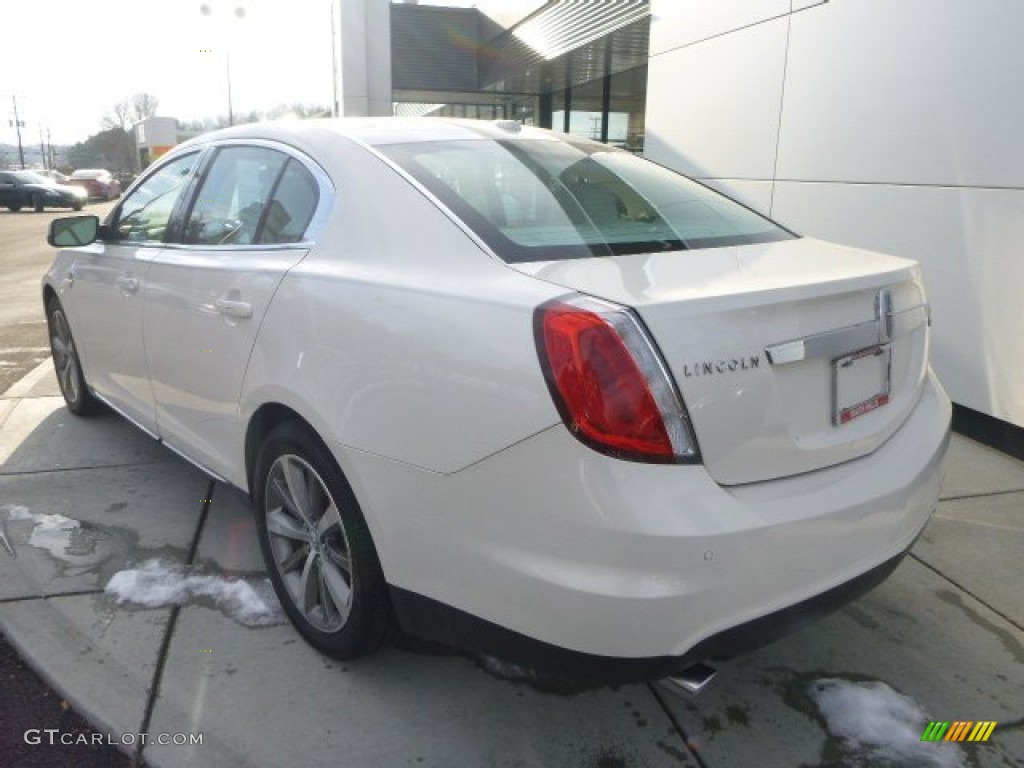 2009 MKS AWD Sedan - White Chocolate Tri-Coat / Cashmere photo #3