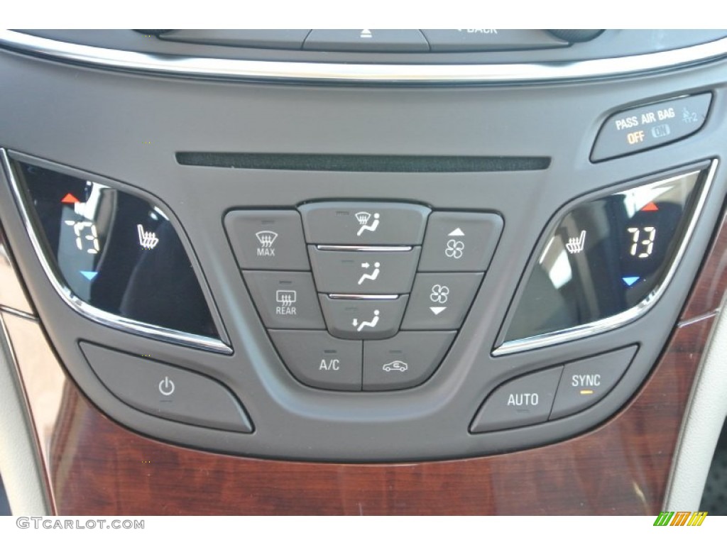 2014 Buick Regal FWD Controls Photo #88853227
