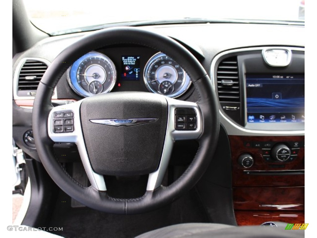 2013 Chrysler 300 Standard 300 Model Steering Wheel Photos