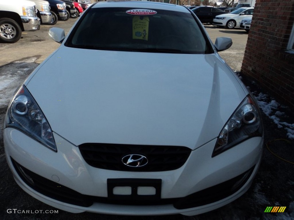 2012 Genesis Coupe 3.8 Track - Karussell White / Black Leather photo #26