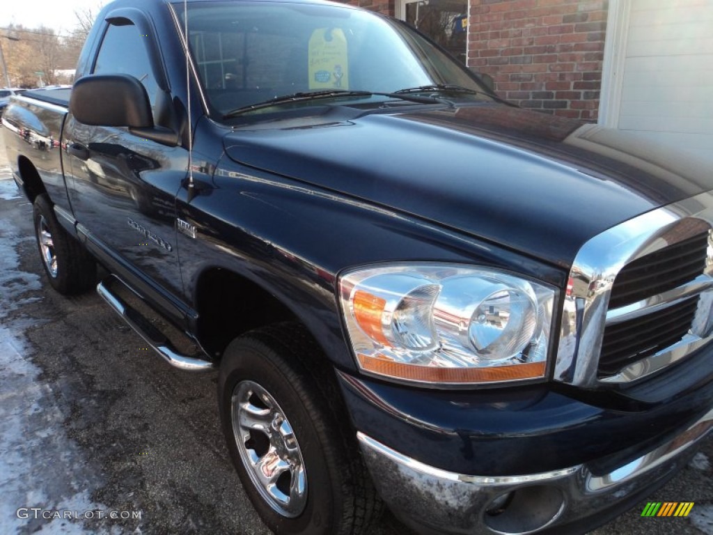 2006 Ram 1500 SLT Regular Cab 4x4 - Patriot Blue Pearl / Medium Slate Gray photo #21