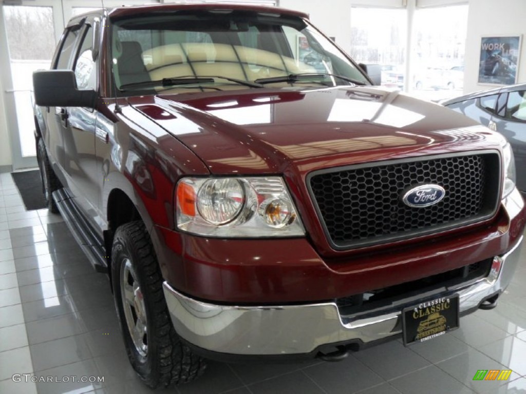 2005 F150 XLT SuperCrew 4x4 - Dark Toreador Red Metallic / Medium Flint/Dark Flint Grey photo #3