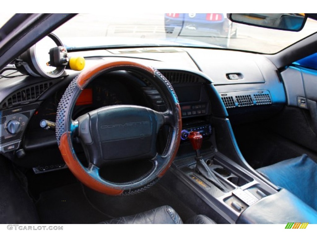 1991 Corvette Coupe - Quasar Blue Metallic / Black photo #15