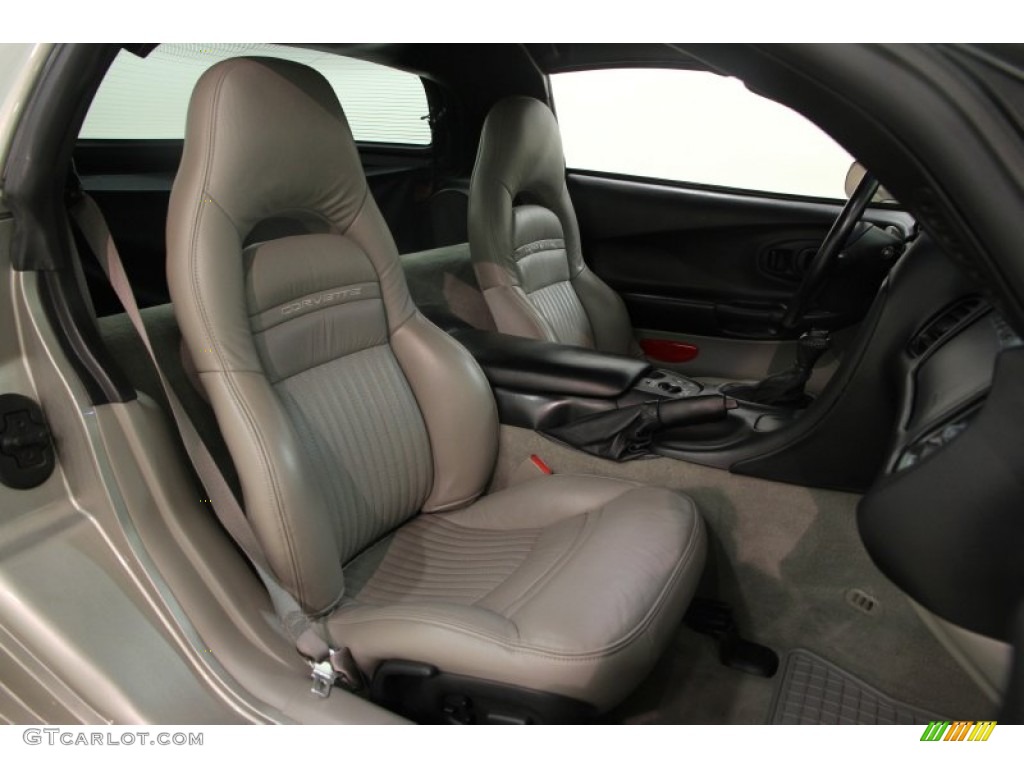 2002 Chevrolet Corvette Coupe Front Seat Photo #88859272