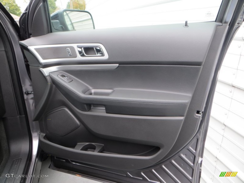 2014 Explorer XLT - Sterling Gray / Charcoal Black photo #18