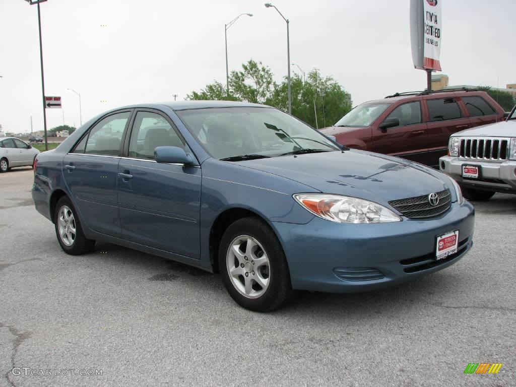 2003 Camry LE - Catalina Blue Metallic / Stone photo #4