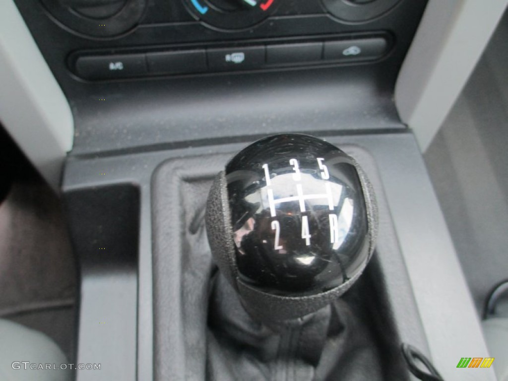 2008 Mustang V6 Deluxe Coupe - Dark Candy Apple Red / Light Graphite photo #21