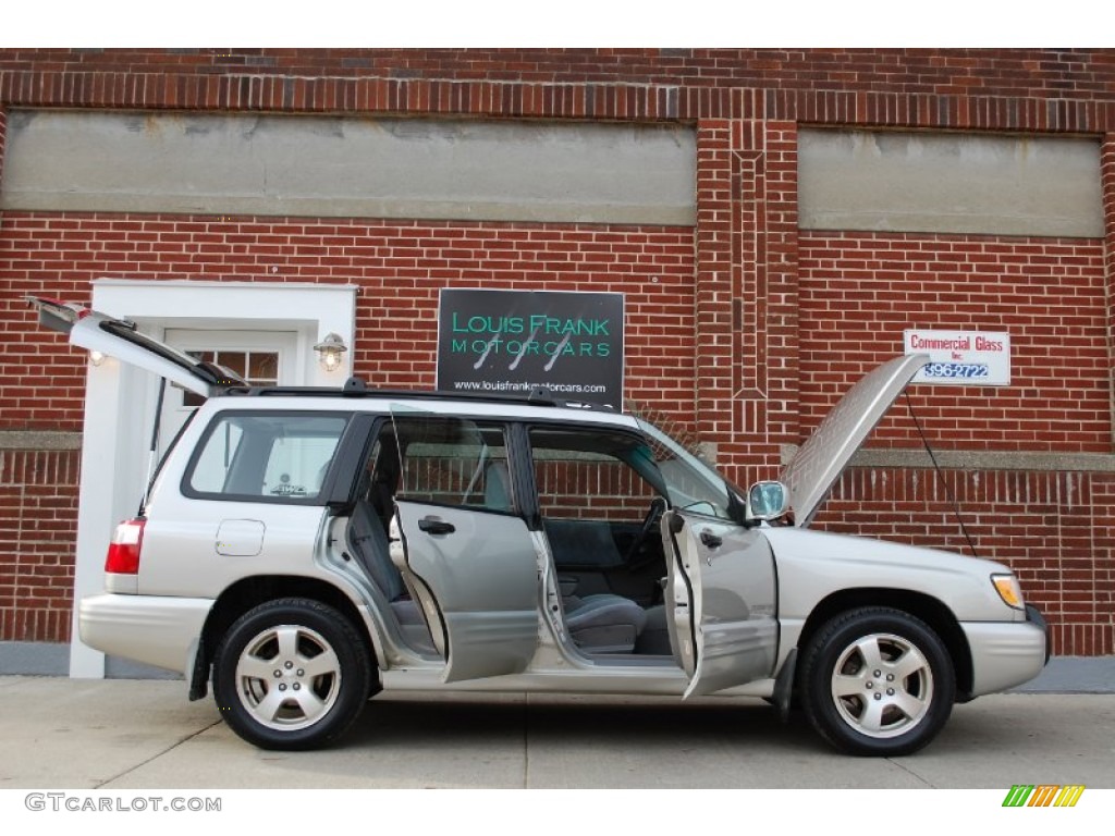 2001 Forester 2.5 S - Silverthorn Metallic / Gray photo #36