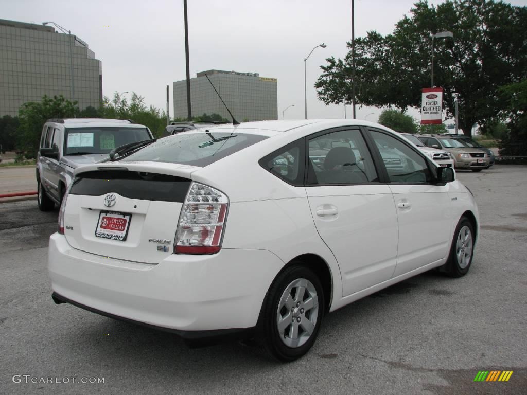 2006 Prius Hybrid - Super White / Gray photo #6