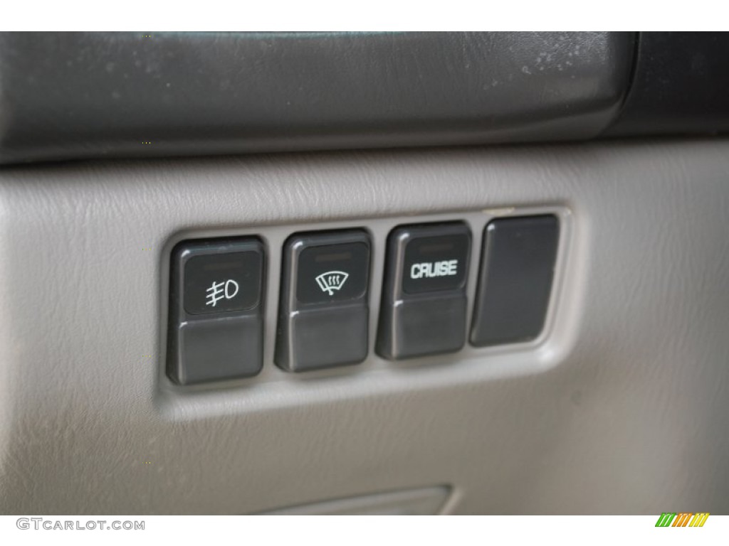 2001 Forester 2.5 S - Silverthorn Metallic / Gray photo #87