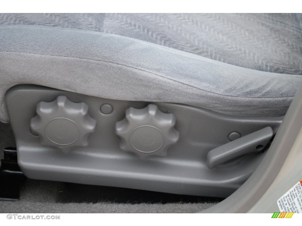 2001 Forester 2.5 S - Silverthorn Metallic / Gray photo #89