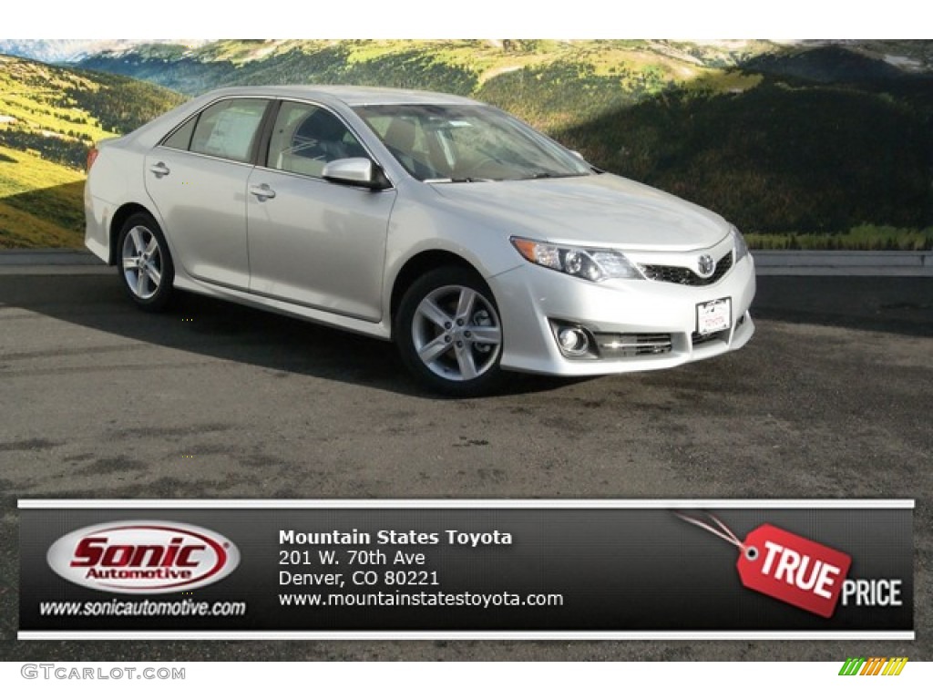 2014 Camry SE - Classic Silver Metallic / Black photo #1